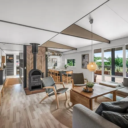 Fatima - 1km From The Sea By Interhome *